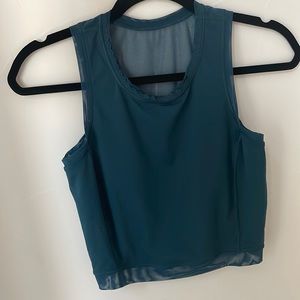 FREE RUNNER TANK
COLOUR: ALBERTA LAKE